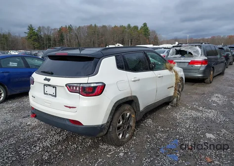 2018 Jeep Compass Trailhawk 4X4 from USA, damaged, VIN 3C4NJDDB5JT228537